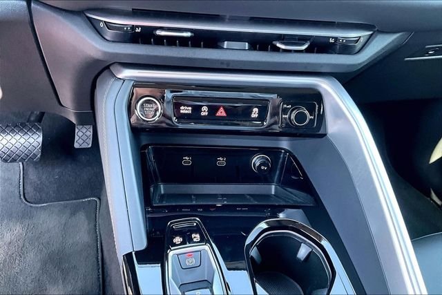 Used 2025 White Audi 2.0T Premium image 26