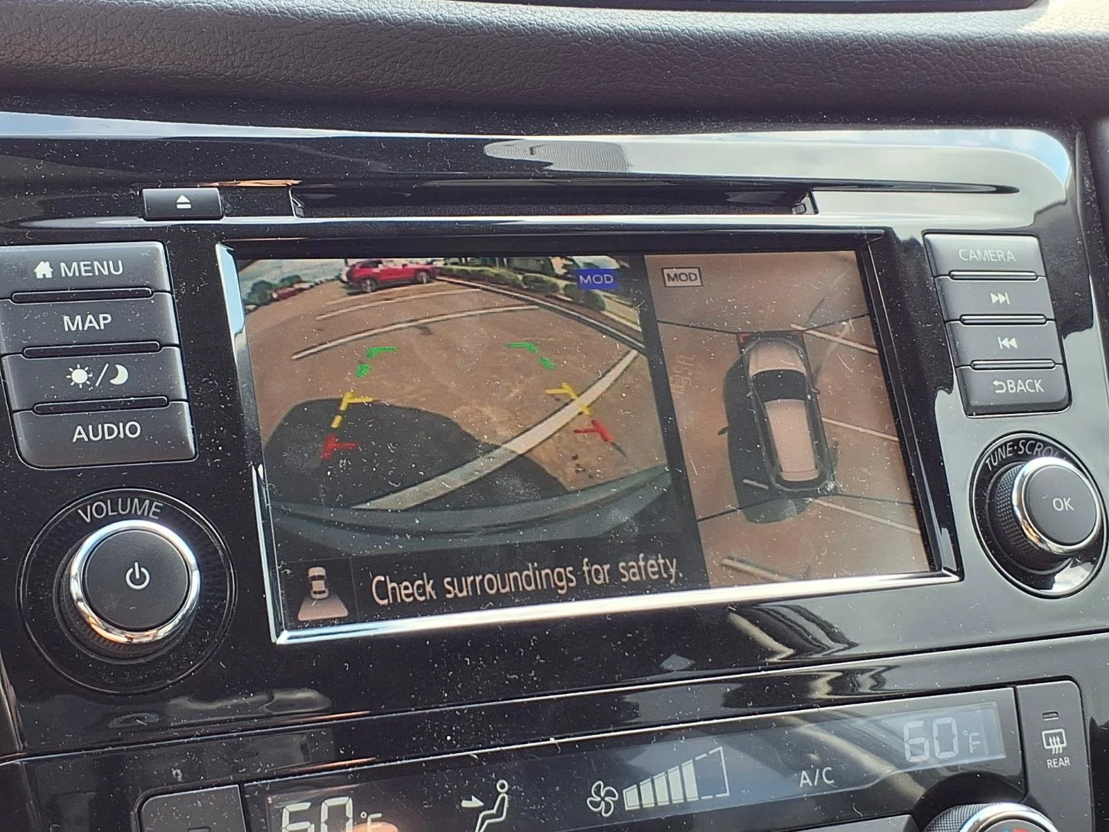 Used 2019 Gun Metallic Nissan SL image 9