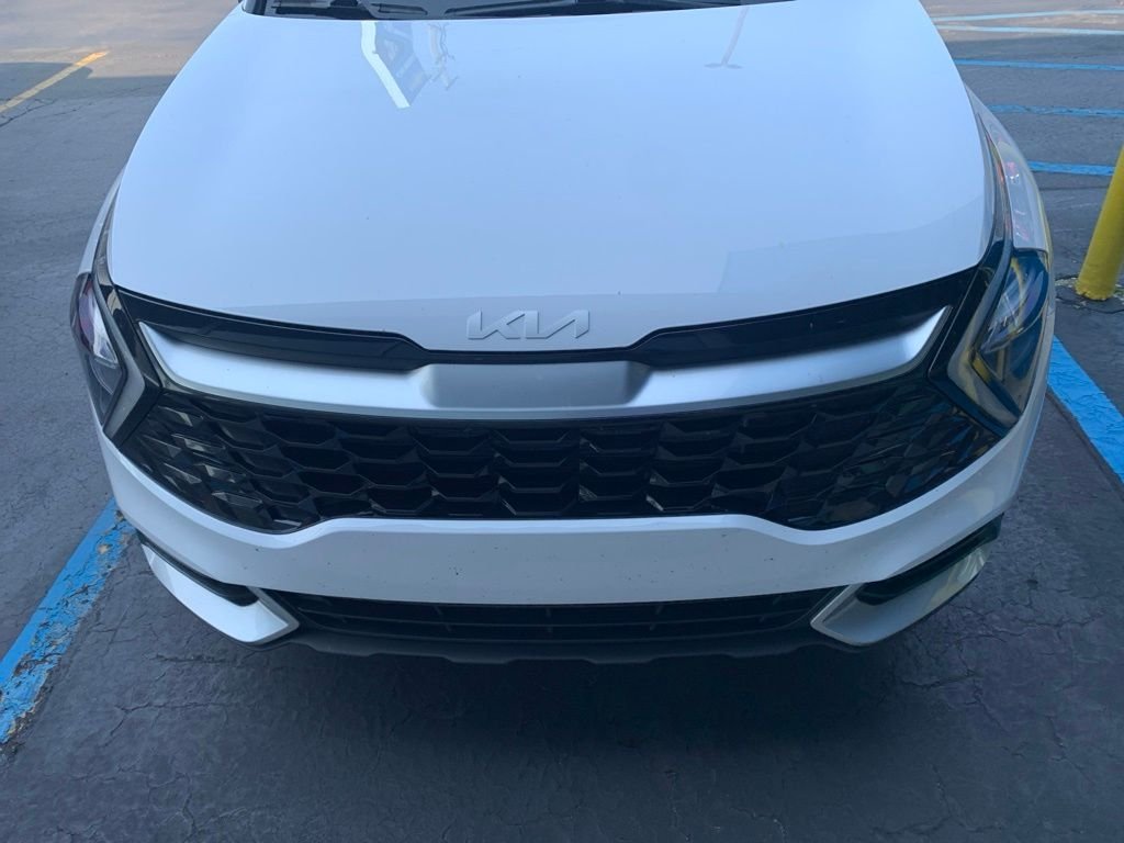 Used 2023 Glacial White Pearl Kia EX image 4