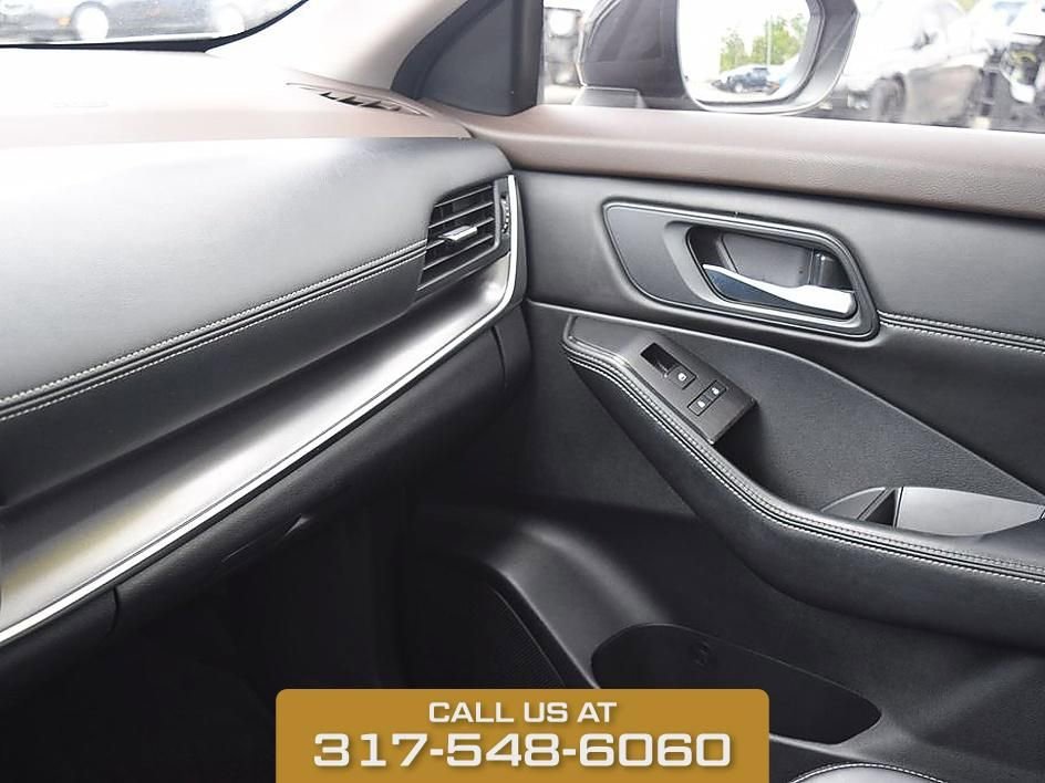 Used 2023 Boulder Gray Pear Nissan SV image 31