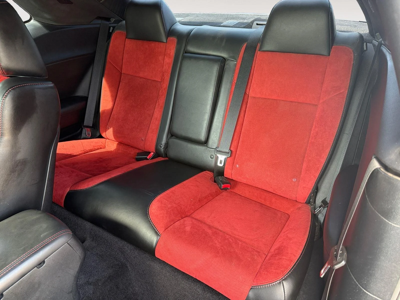 Used 2018 Pitch Black Clearcoat Dodge R/T Scat Pack image 18