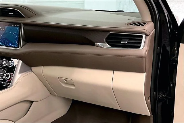 2023 GMC Yukon Denali - Photo 19