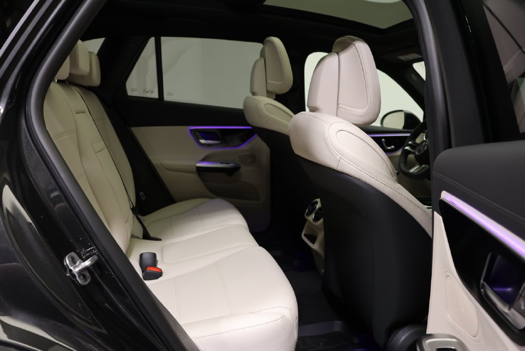 New 2027 Graphite Grey Metallic Mercedes-Benz GLC 300 image 52