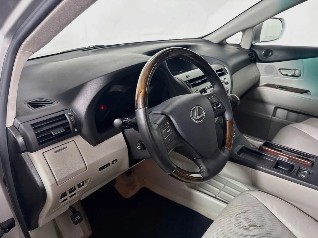 Used 2012 Tungsten Pearl Lexus Base image 10