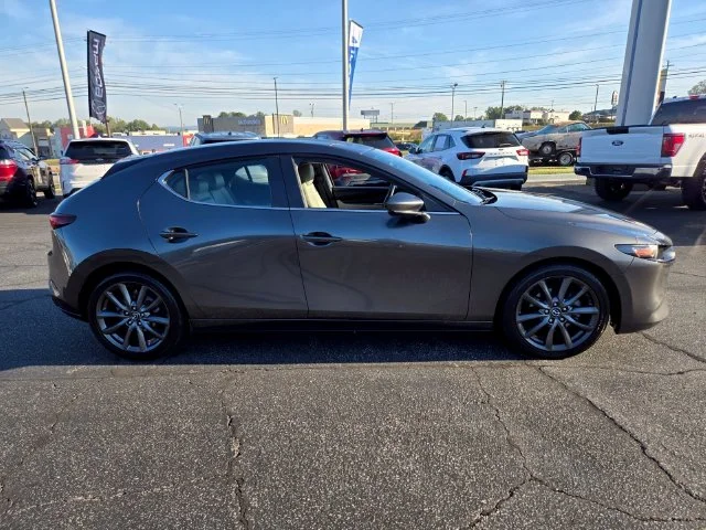 Used 2019 Gray Mazda Base image 9