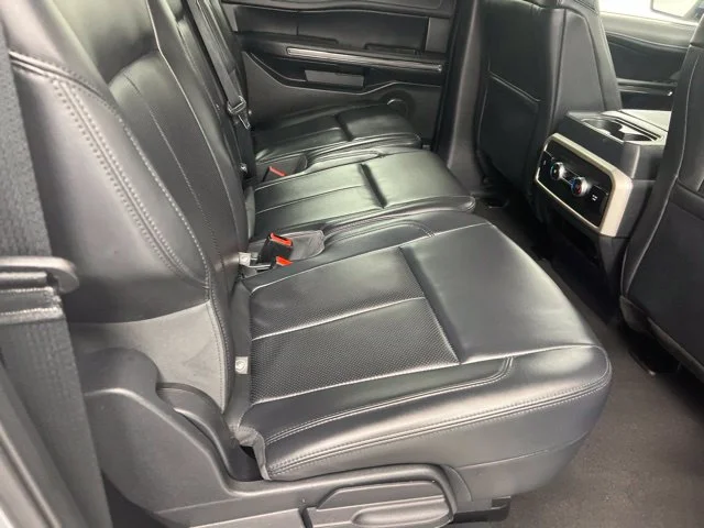 Used 2024 Silver Ford XLT image 24