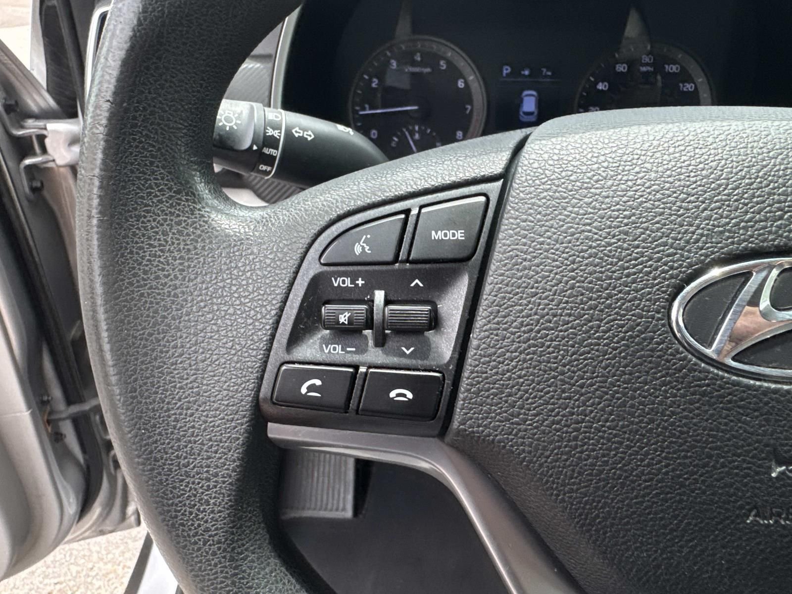 Used 2021 Silver Hyundai Value image 24