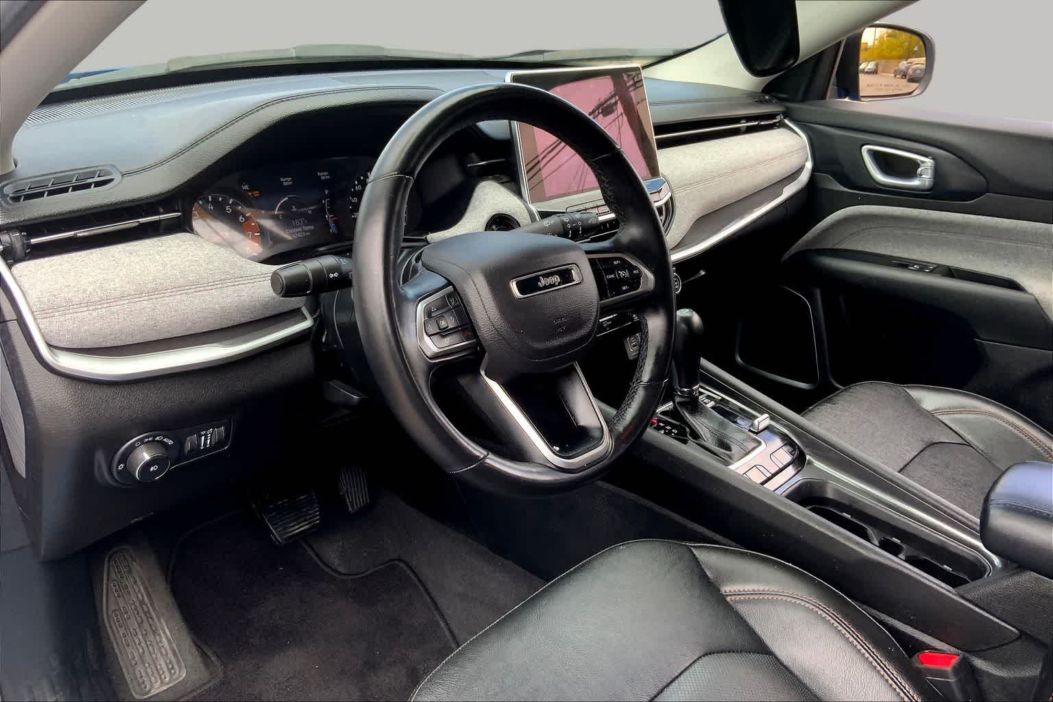 2022 Jeep Compass Latitude Lux - Photo 14
