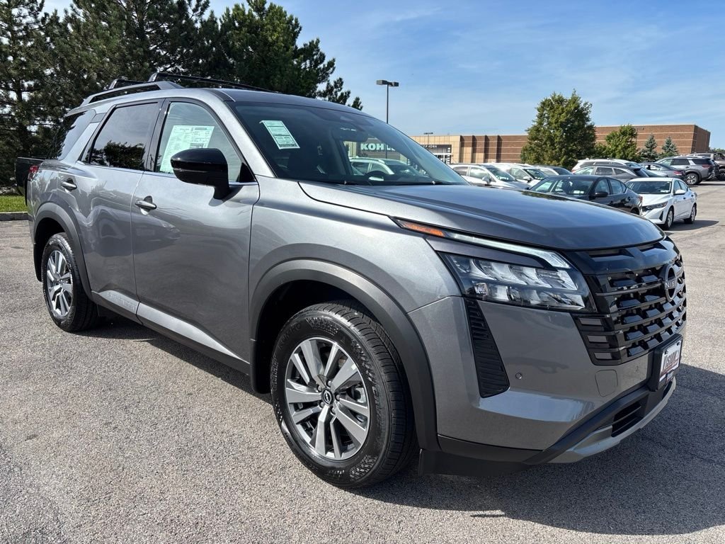 New 2026 Gray Nissan SL image 3