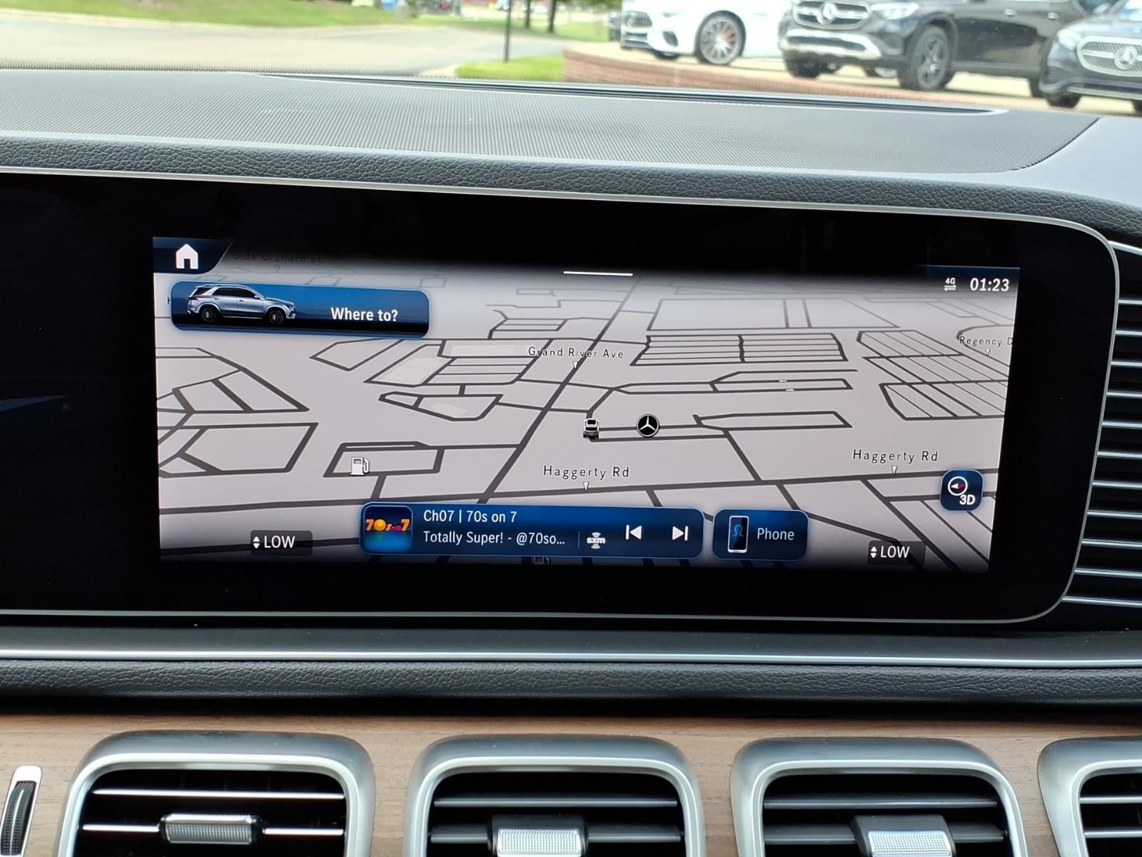 Certified Used 2025  Mercedes-Benz GLE 350 image 17