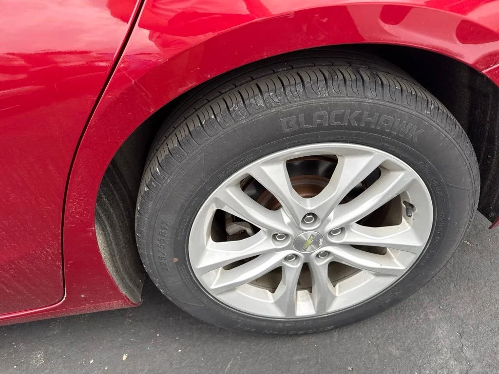 Used 2016 Red Chevrolet LT image 16