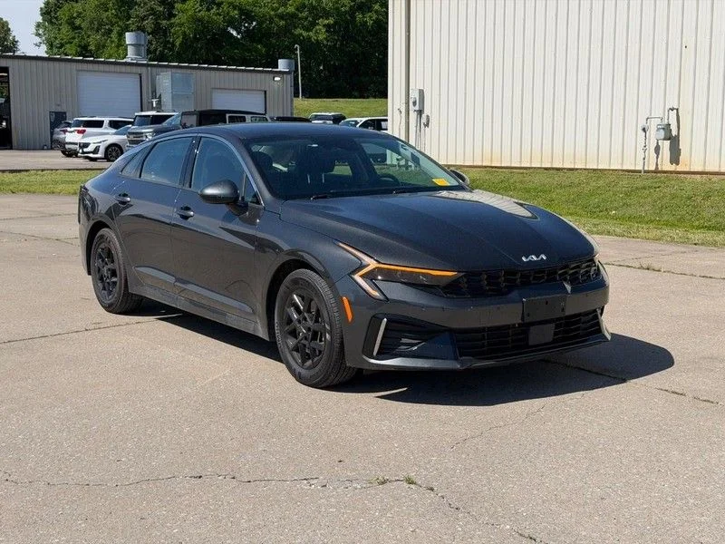 2025 Kia Optima LXS FWD's photo