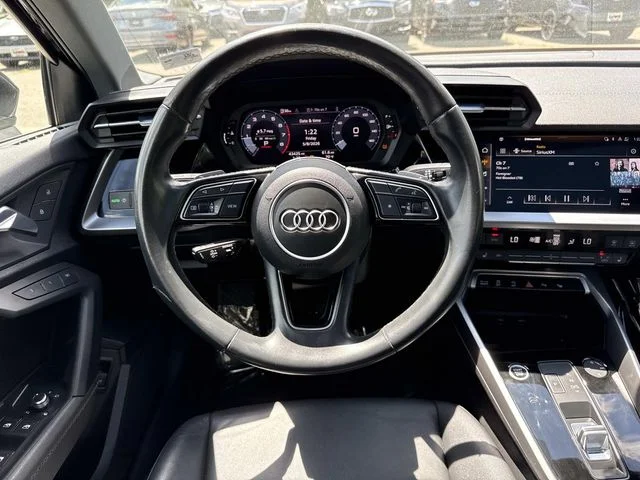 Used 2023  Audi 40 Premium image 17