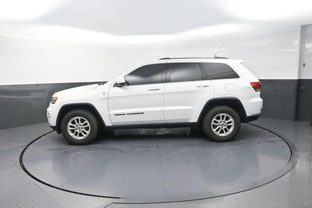 Used 2019 White Jeep Laredo E image 47