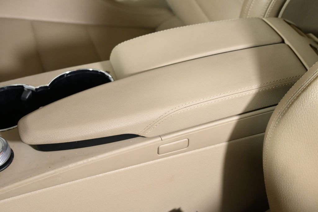 Used 2010 Capri Blue Metallic Mercedes-Benz E 350 image 25