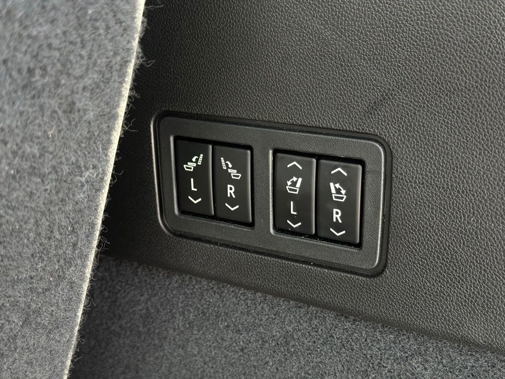 2023 Cadillac XT6 Sport - Photo 17