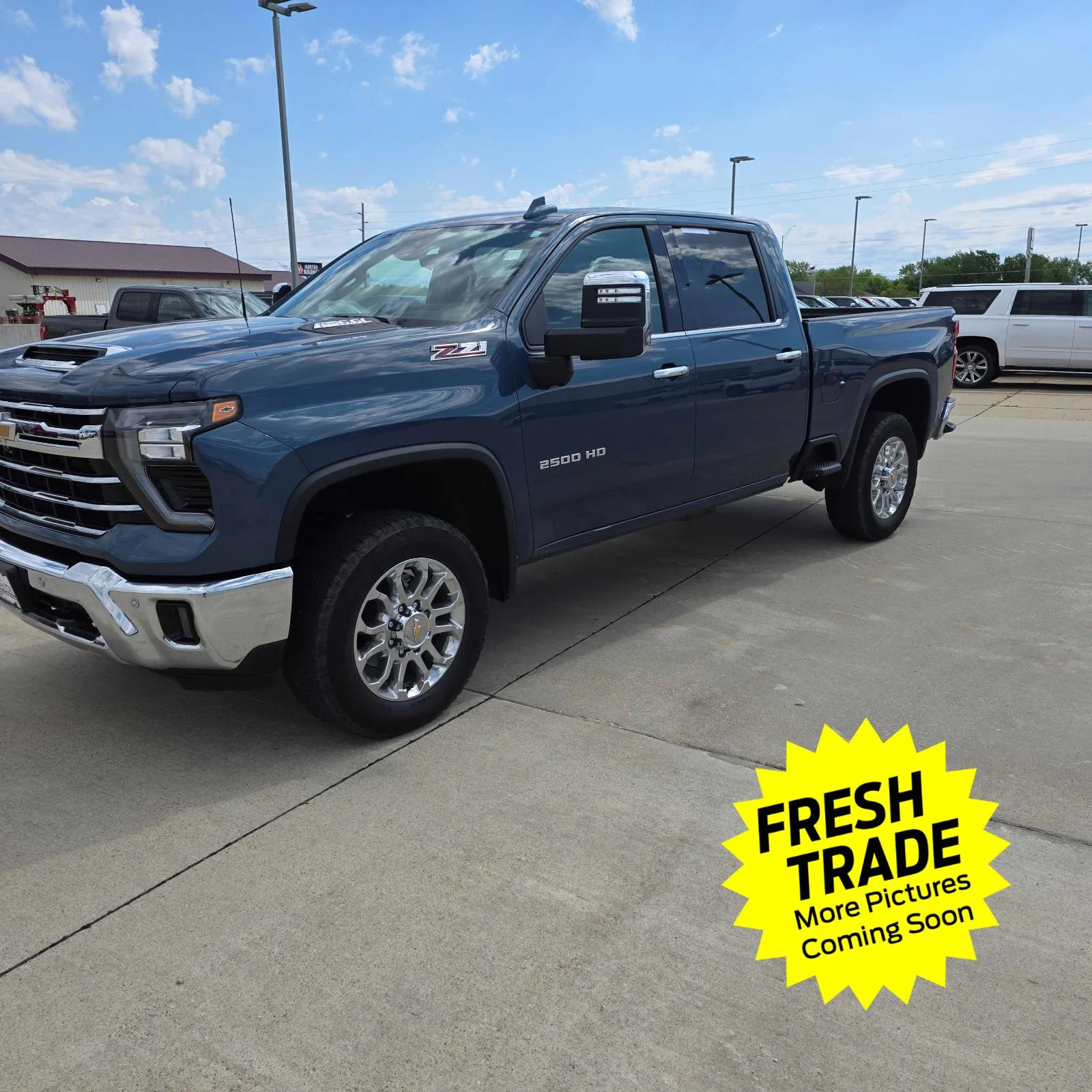 2025 Chevrolet Silverado HD LTZ 4WD Crew Cab Standard Box's photo