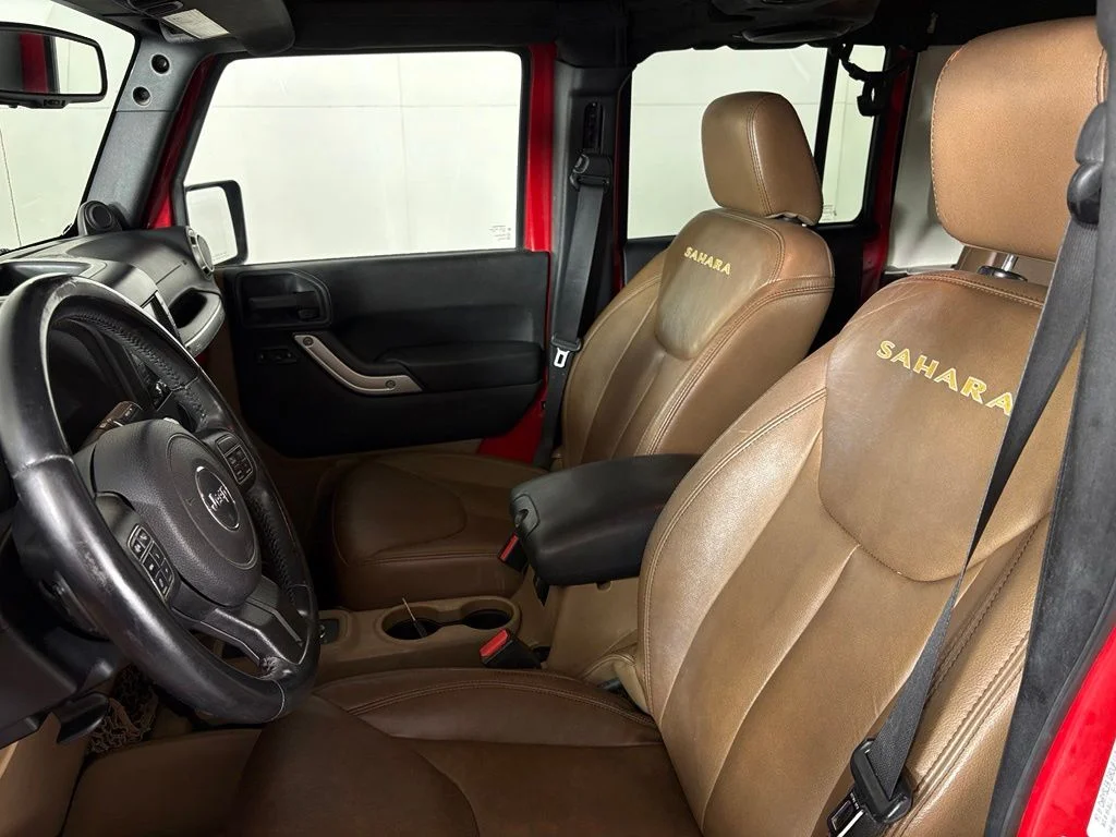 Used 2013 Red Jeep Unlimited Sahara image 22