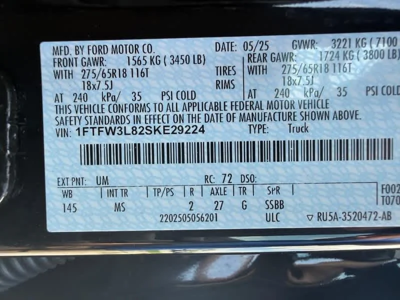 Used 2025 Agate Black Metallic Ford XLT image 24