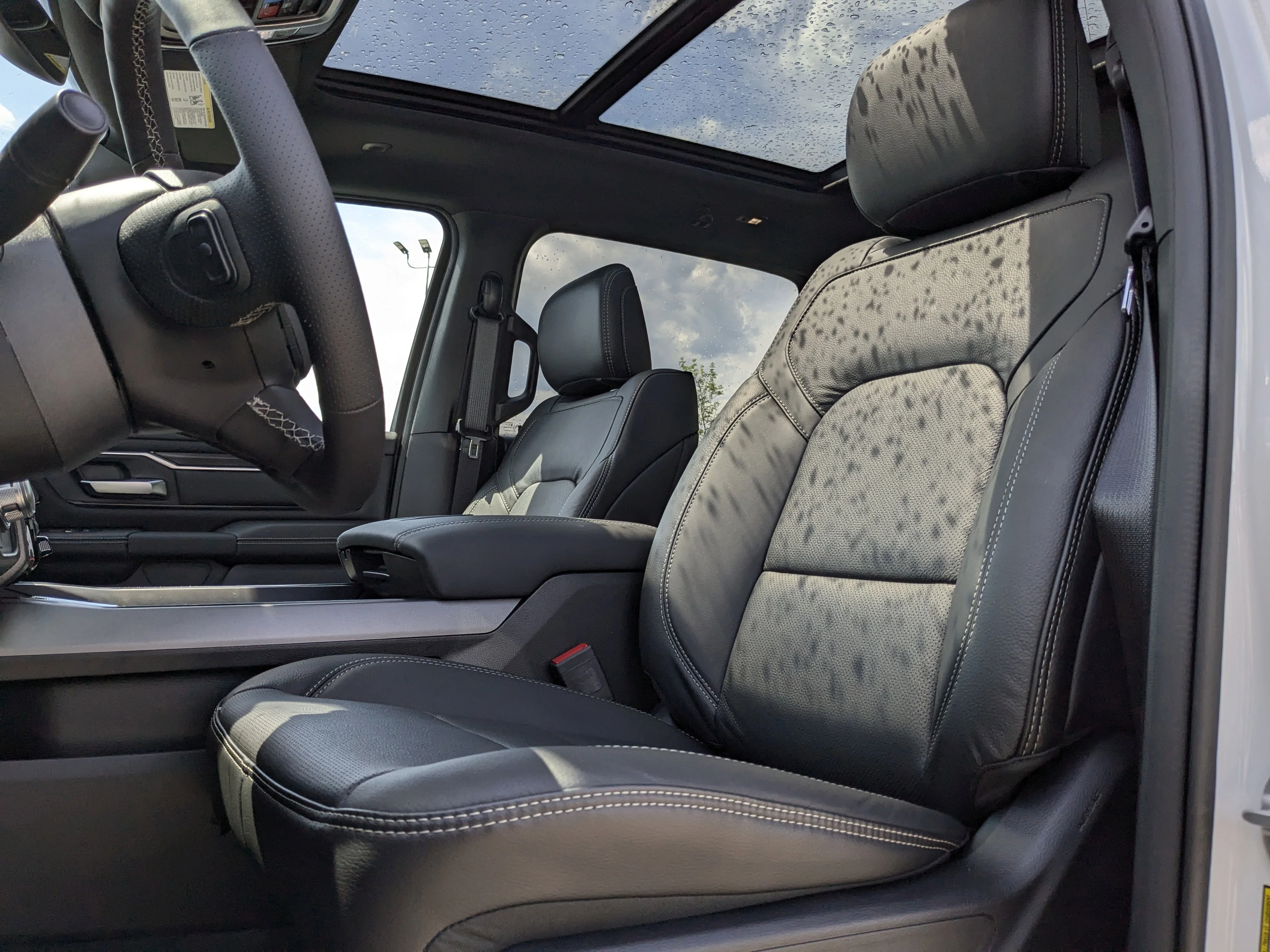 New 2025 White RAM Sport - - Night Edition - Level 1 Equip - Panoramic Sunroof & Tons more! image 14