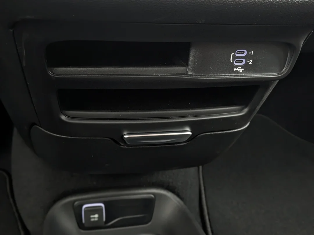 New 2026 Black Chrysler SXT - - FWD - Stow n Go Seats - Power Sliding Doors - Heated Seats - Adaptive Cruise & More! image 23