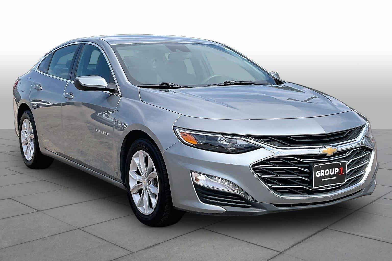 Used 2024 Sterling Gray Metallic Chevrolet LT image 3