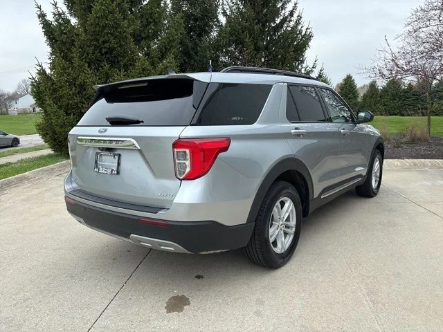 Certified Used 2023 Iconic Silver Metallic Ford XLT image 8