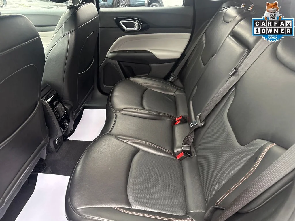 Used 2023 Black Jeep Limited image 30