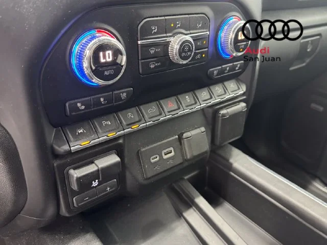 Used 2019 Black GMC Denali image 30