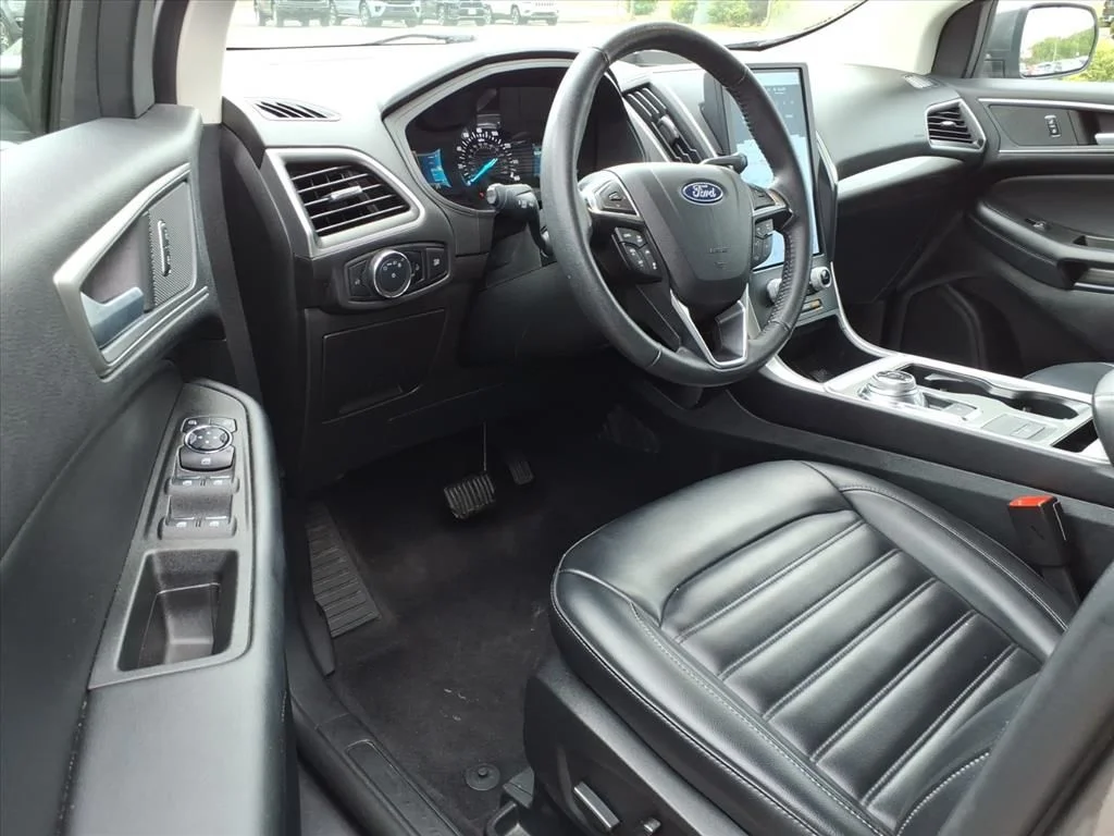 2024 Ford Edge SEL - Photo 14