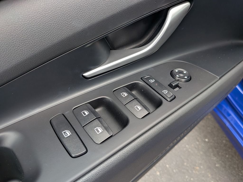2026 Hyundai Elantra Limited - Photo 13