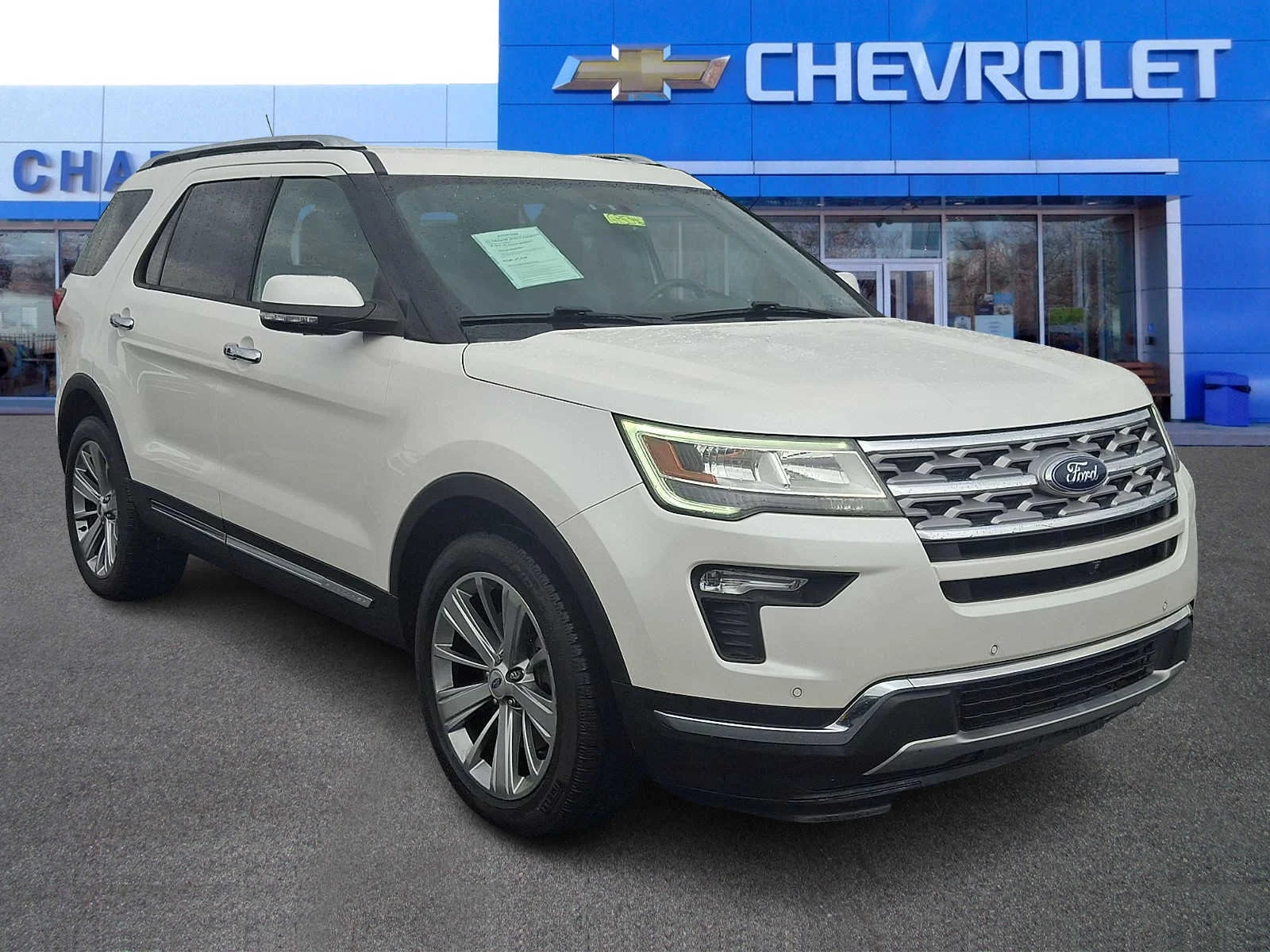 2018 Ford Explorer Limited FWD's photo
