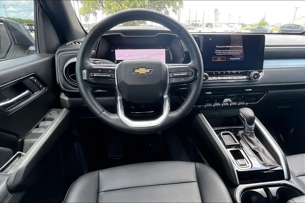 Used 2024 White Chevrolet LT image 8