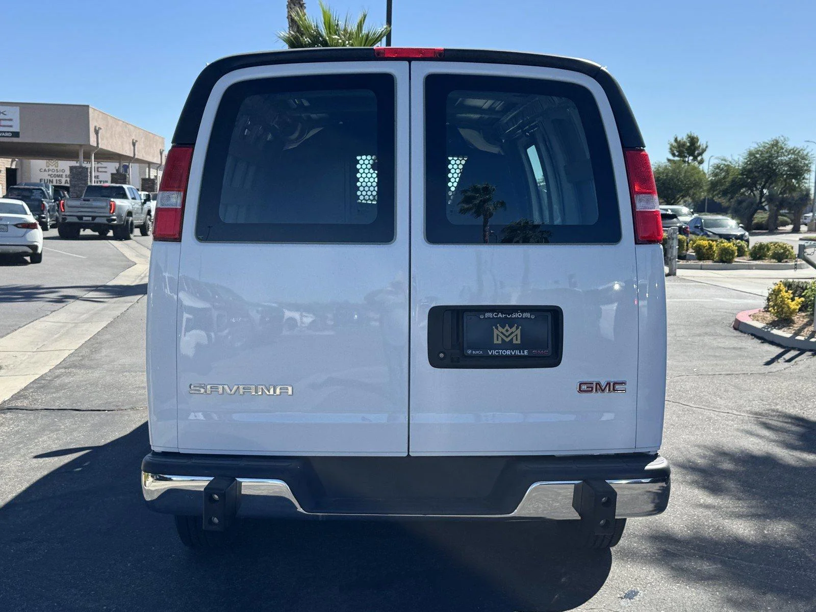 Used 2025 Summit White GMC Work Van image 5