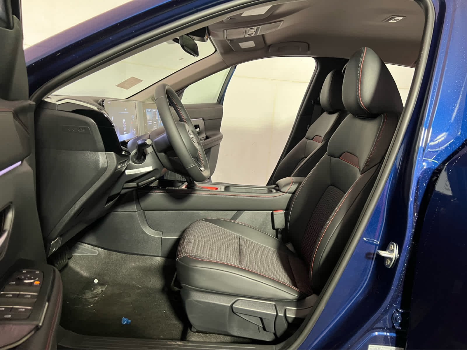2026 Nissan KICKS SR AWD - Photo 12