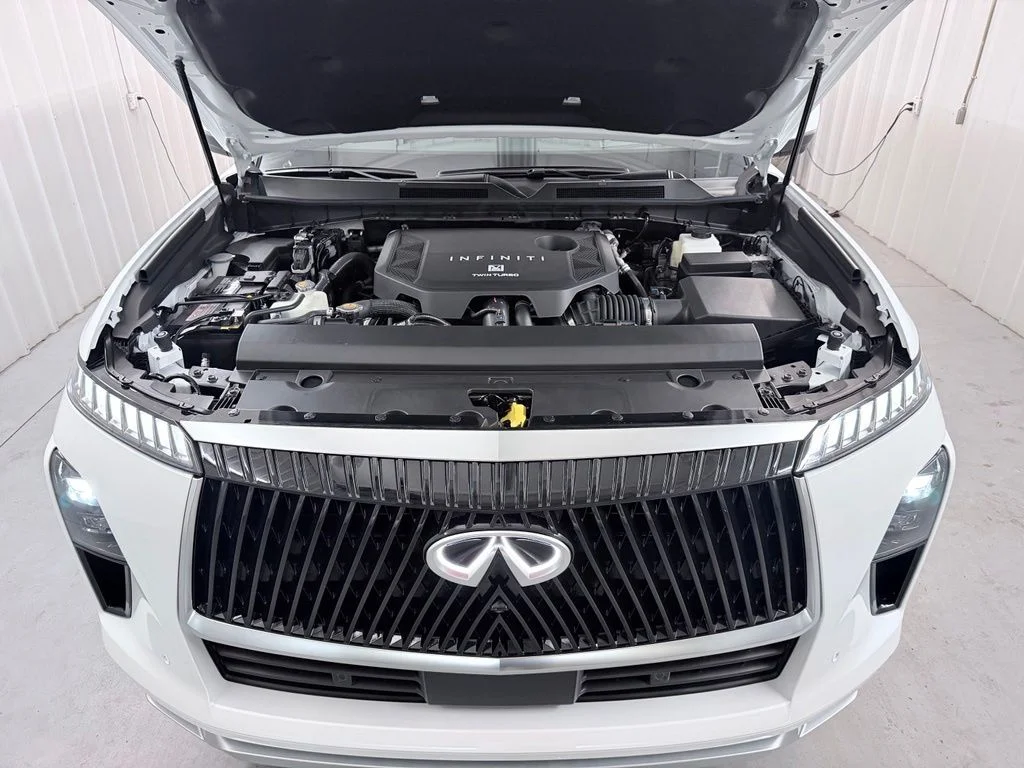 New 2027 RADIANT WHITE INFINITI Luxe 4WD image 57