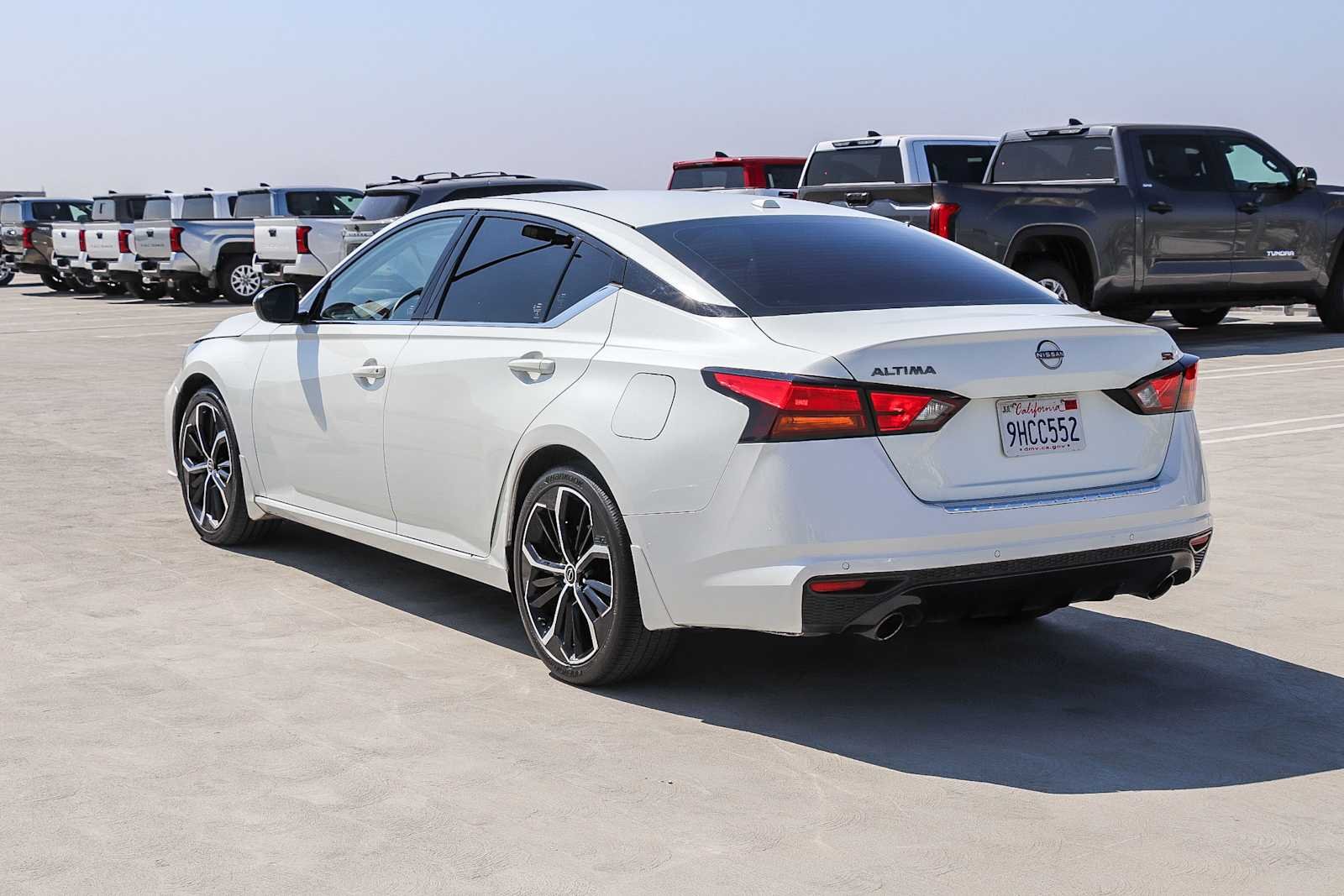Used 2023 Pearl White Tricoat Nissan 2.5 SR image 8