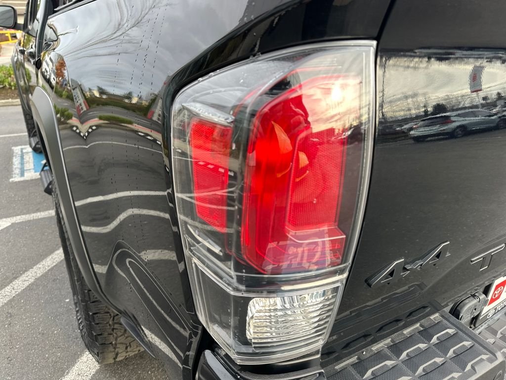 2021 Toyota Tacoma TRD Pro - Photo 10