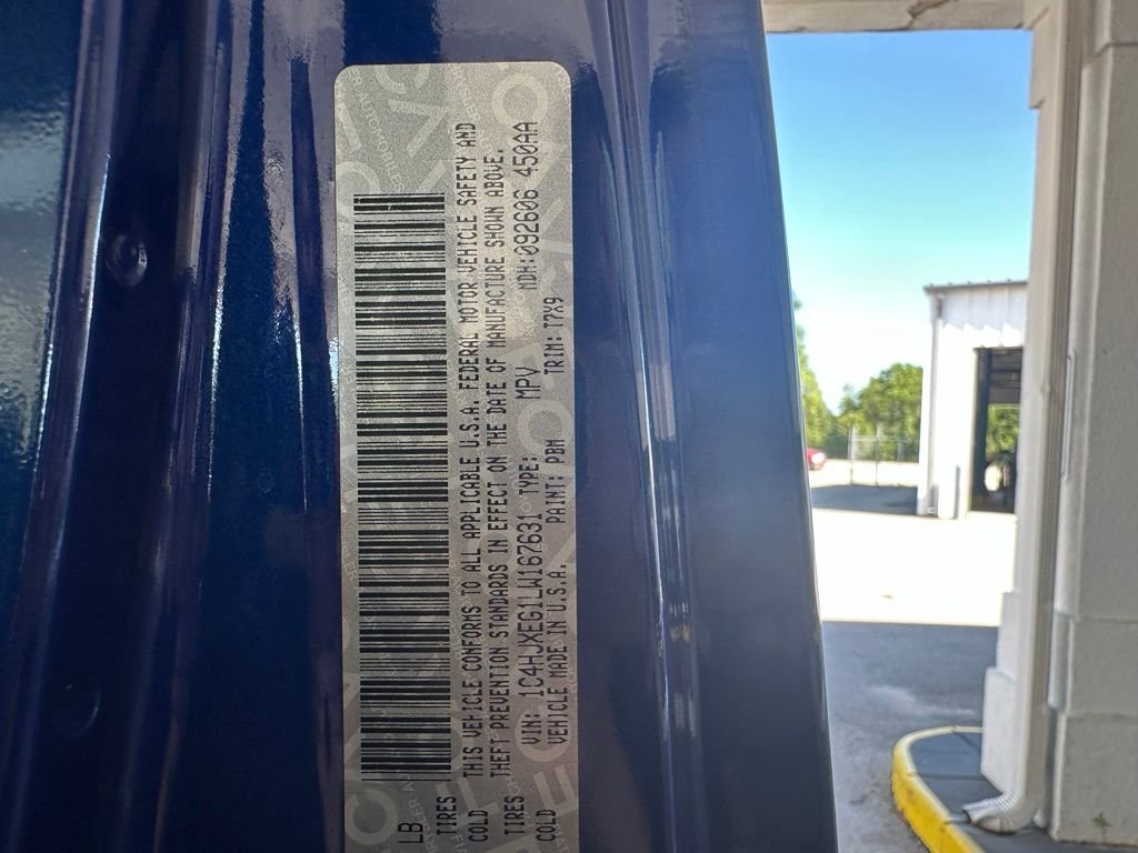 Used 2020 Blue Jeep Unlimited Sahara image 38