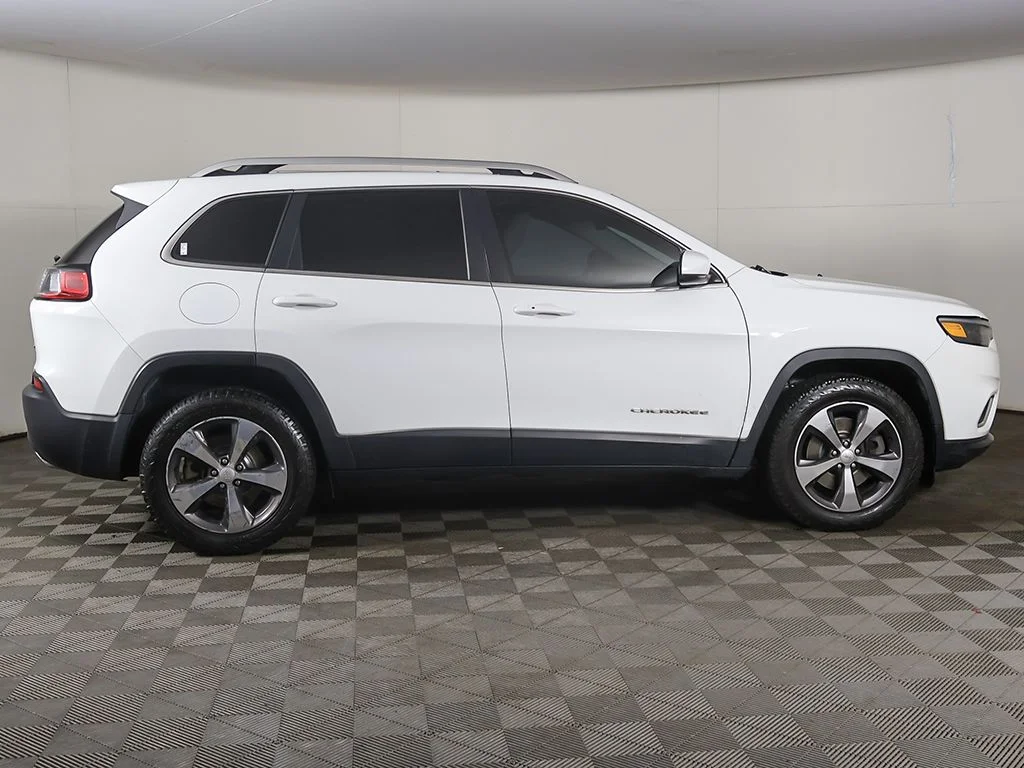Used 2020 White Jeep Limited image 18