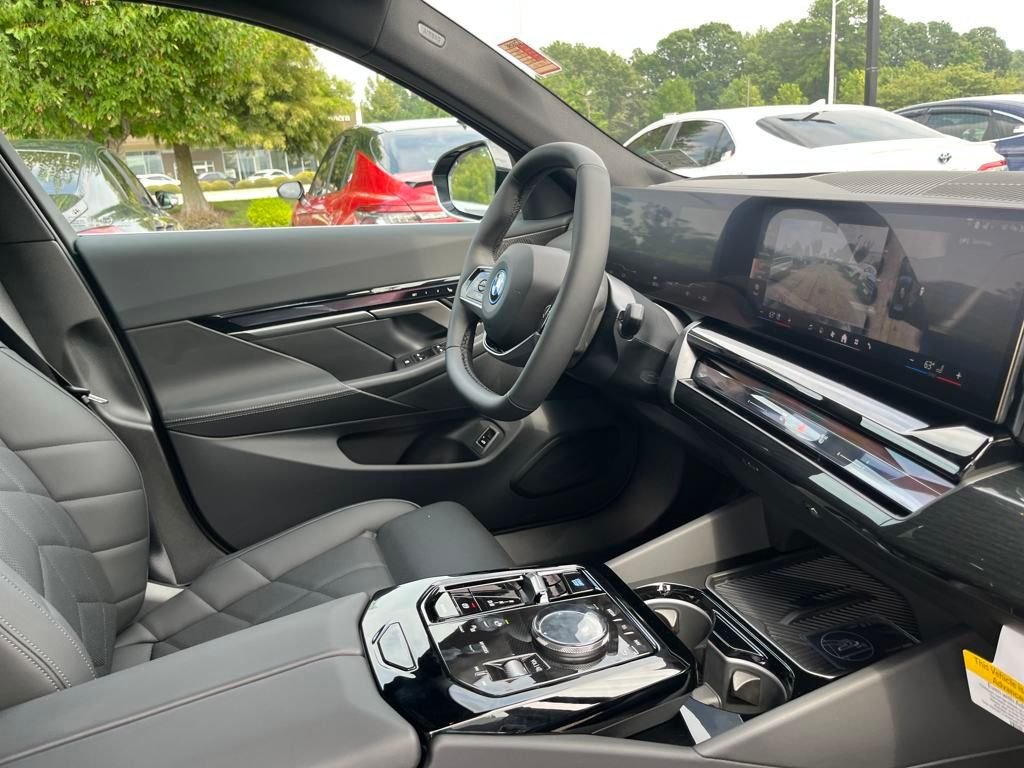 2025 BMW i5 40 - Photo 33