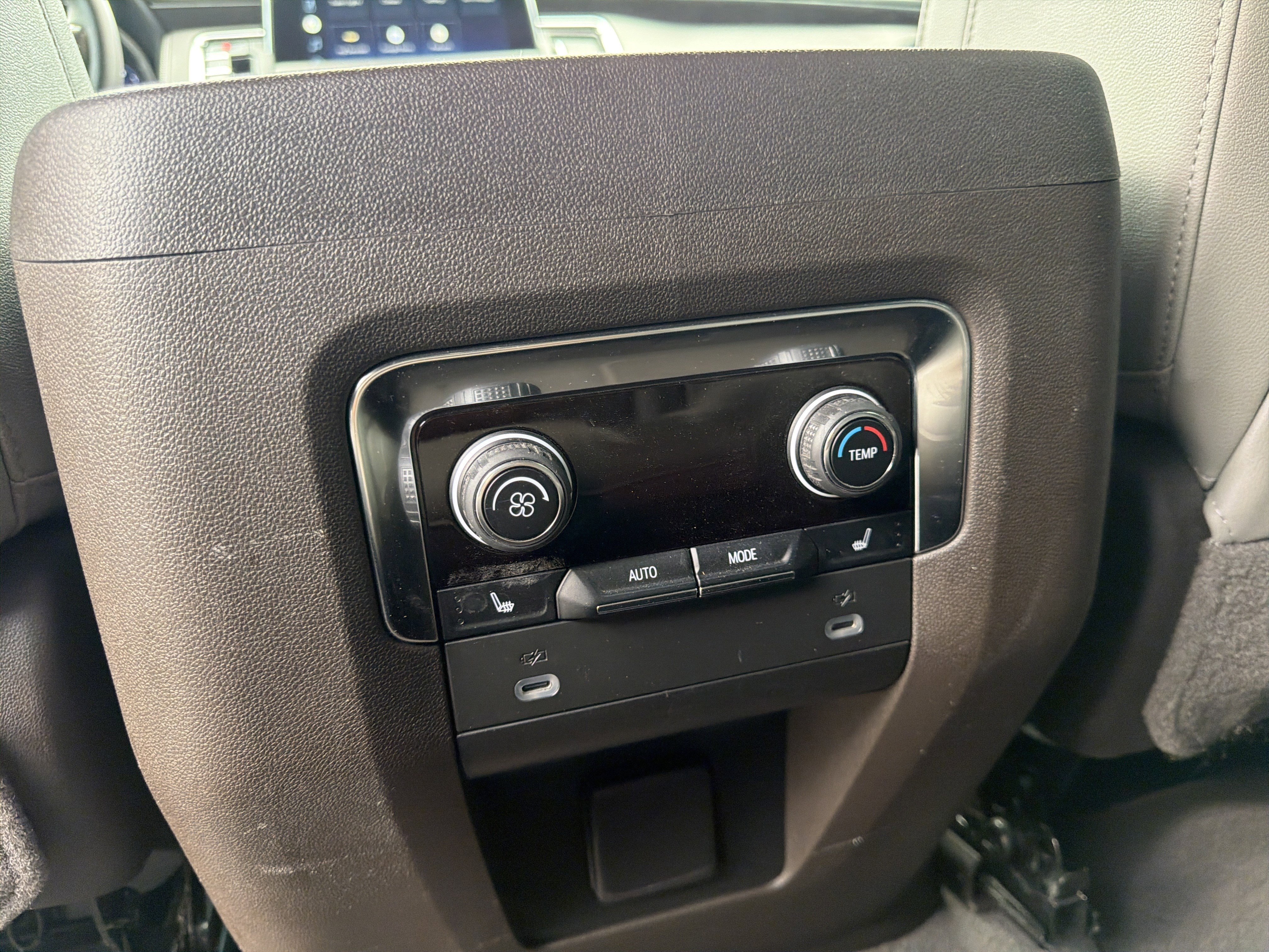 Used 2022 Empire Beige Metallic Chevrolet LT image 24