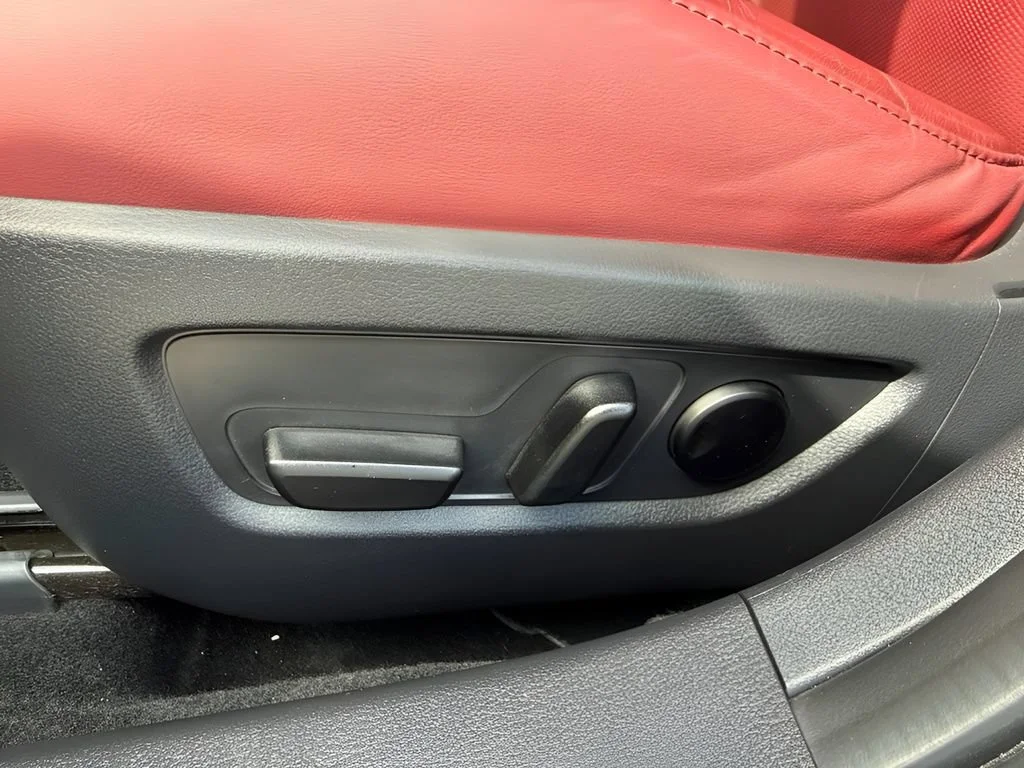 Used 2024  Mazda 2.5 S Carbon Edition image 11