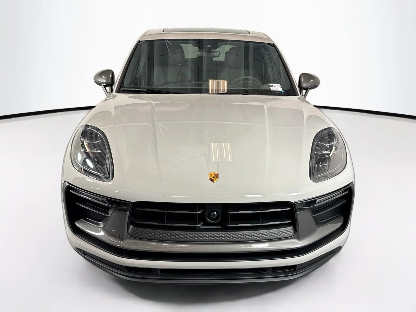 Used 2026 Chalk Porsche T image 6