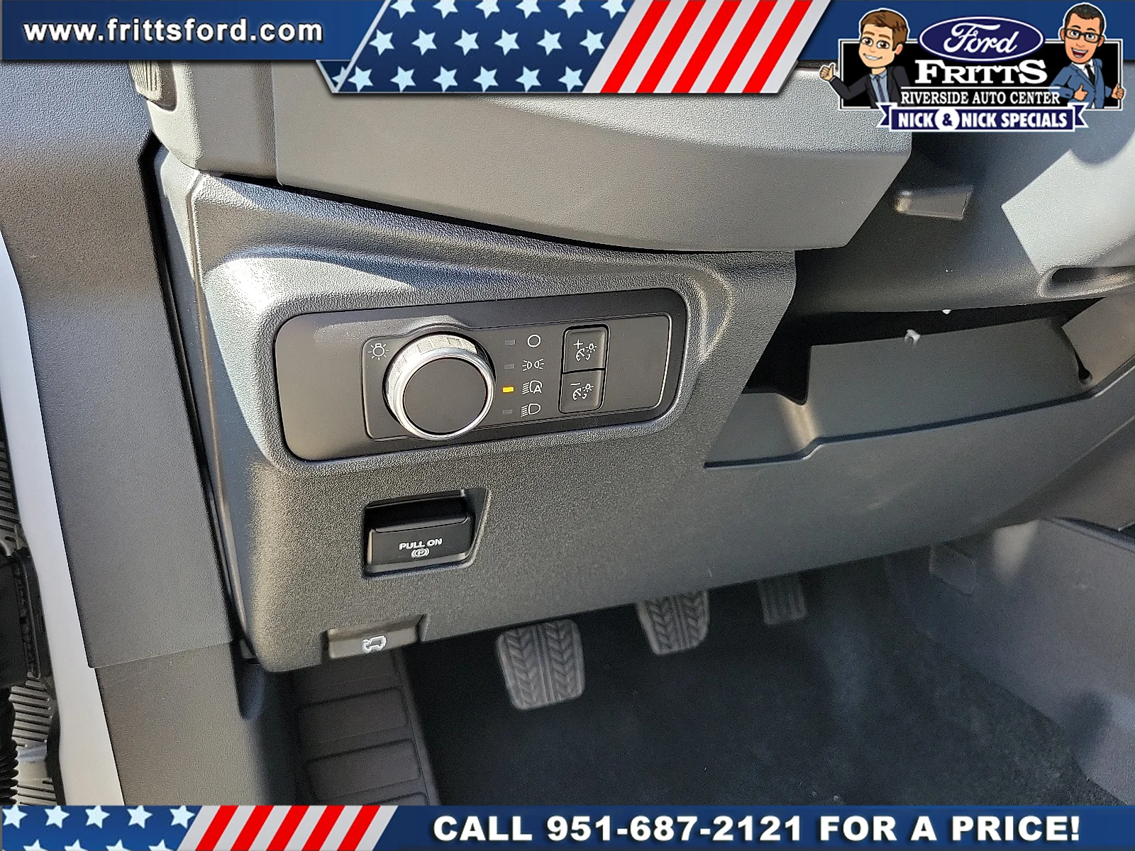 New 2026 Oxford White Ford Base image 12
