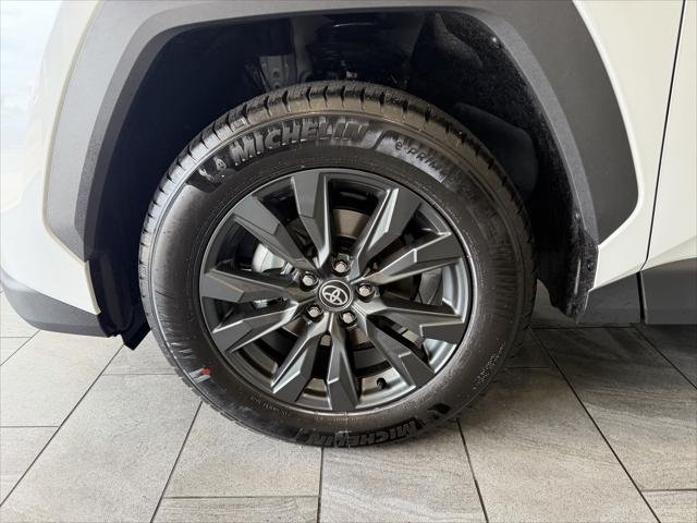 Certified Used 2026 WIND CHILL PEARL* Toyota  image 43
