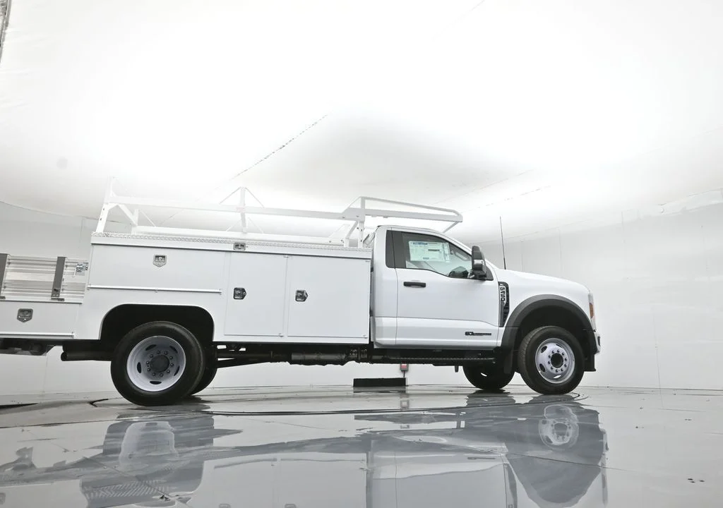 New 2025 Oxford White Ford XL image 55