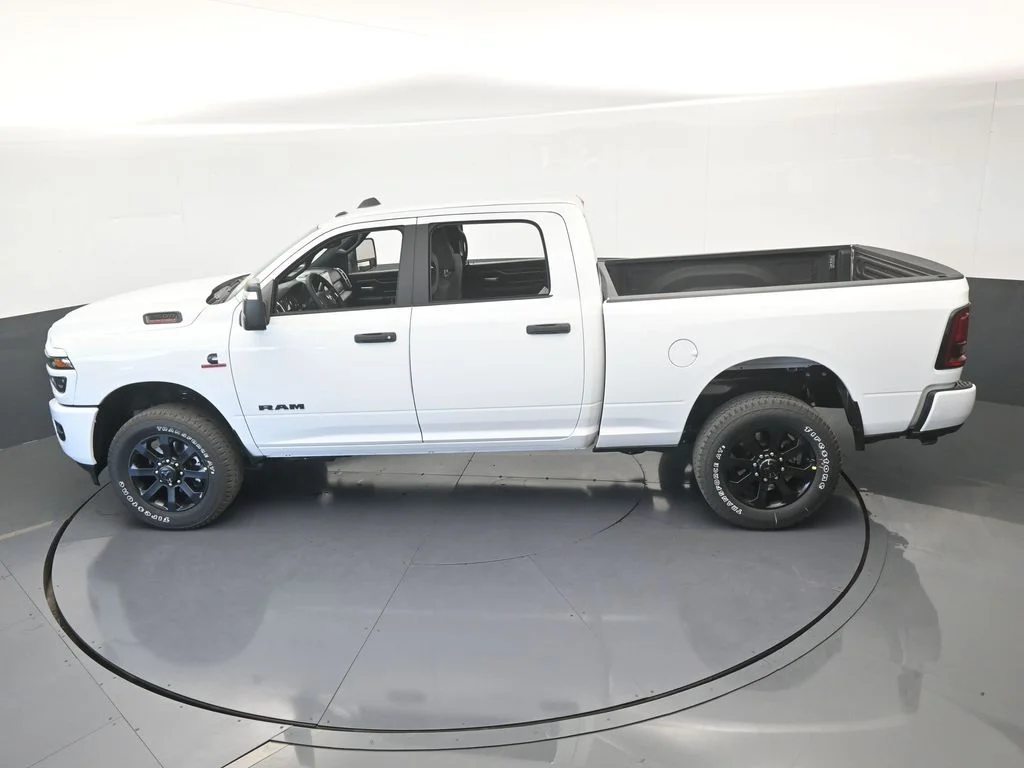 New 2026 Bright White Clear-Coat Exterior Paint RAM Big Horn image 44