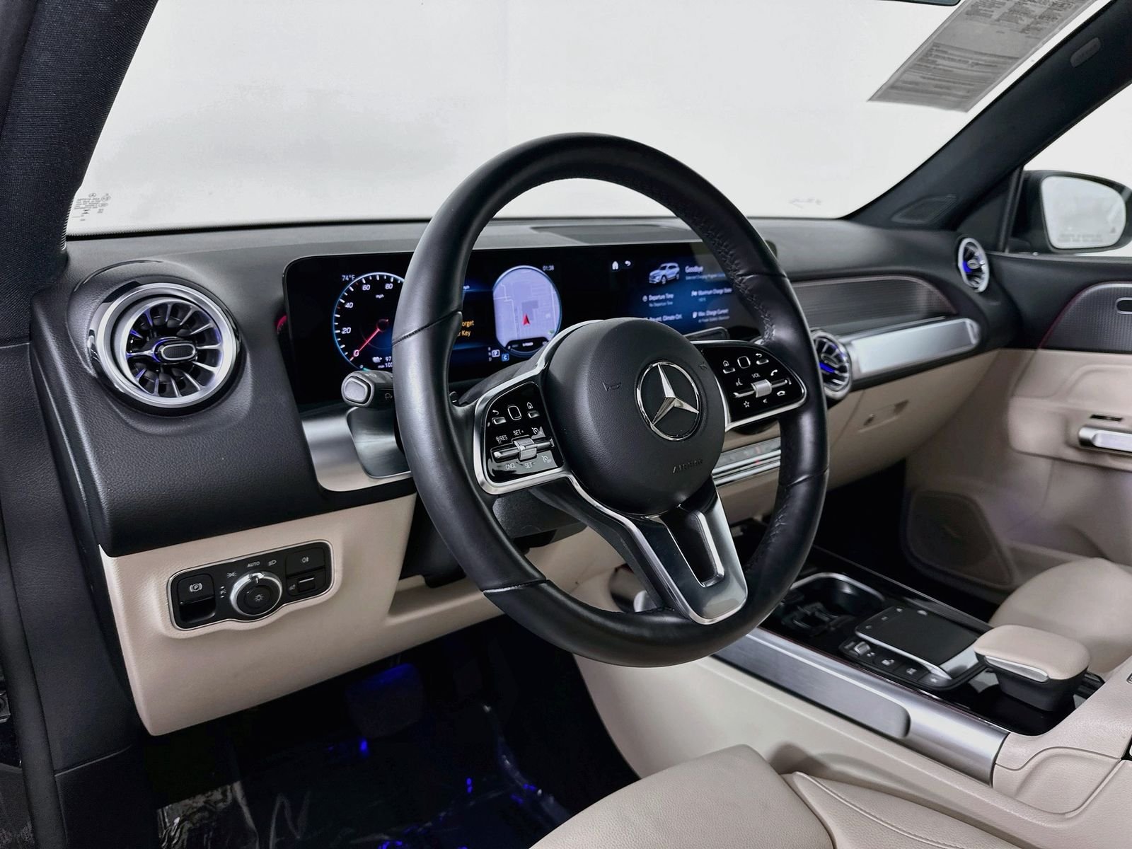 Used 2023 Black Mercedes-Benz 300 image 9