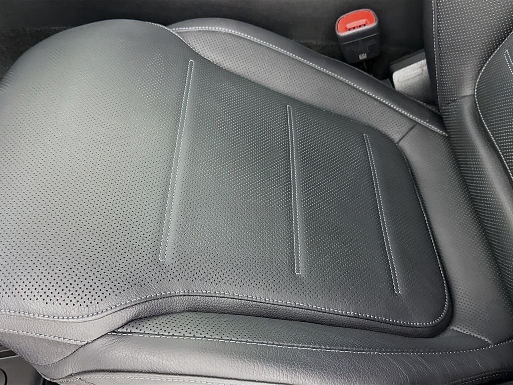 Used 2025 Silver Mercedes-Benz C 300 image 21